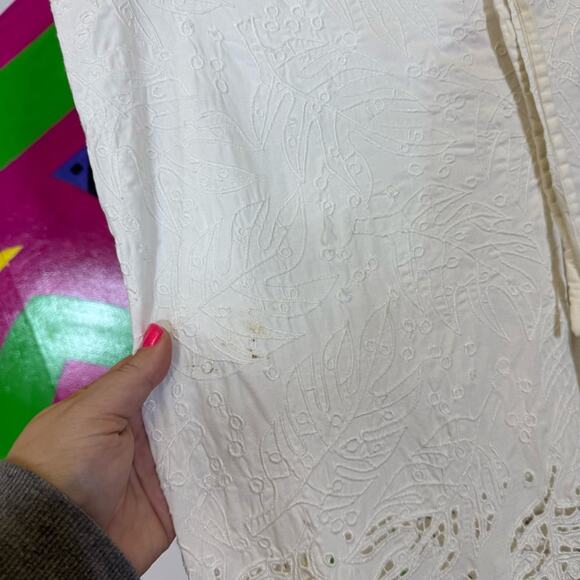 Tamara Catz, Ivory Lace Pants. Size 6. In good used condition! Super cool lace! - Picture 3 of 8